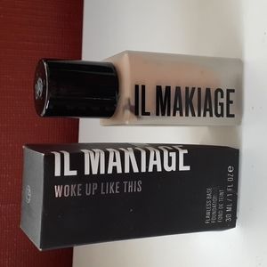 NEW Il Makiage foundation 💝 Woke Up This Way-- Shade 035 -- Cool-toned